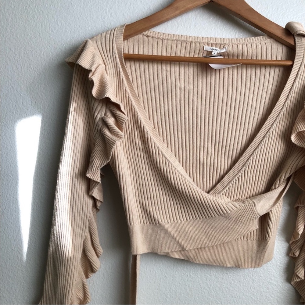 Tularosa Ruffle Wrap Cardi Top - Picture 3 of 16